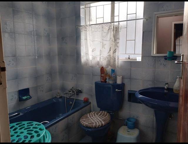 3 BEDROOM HOUSE FOR SALE IN ROSHNEE